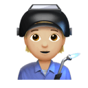 工人: 中等-浅肤色 在 Apple 平台的外观